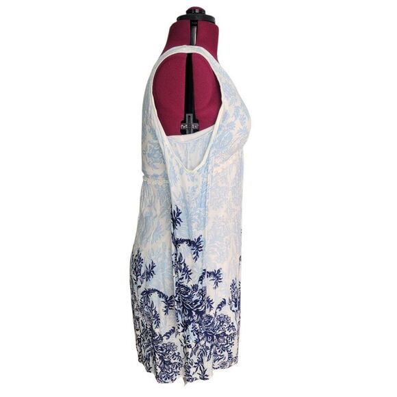 Coco + Jaimeson Blue & White Floral Cold-Shoulder Dress (Size XL) - Picture 2 of 8